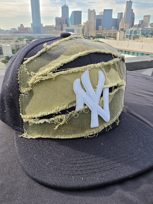 Distressed Camo- Black NY Snapback